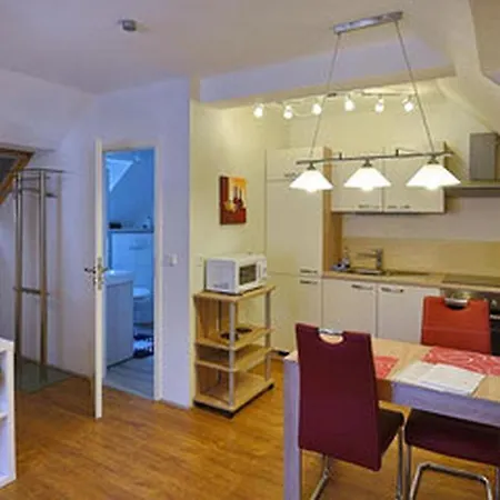 アパート In Der Worth